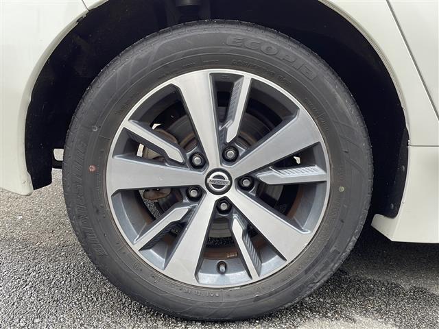 リーフ e+ X プロパイロット/全方位カメラ/バックカメラ/衝突軽減システム/ETC2,0/シートヒーター(D席N席)/ハンドルヒーター/オートライト/スマートキー/純正フロアマット/スペアキー(38枚目)