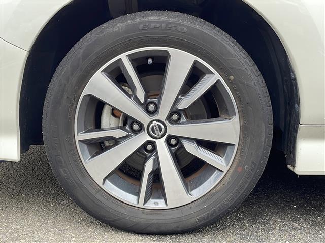 リーフ e+ X プロパイロット/全方位カメラ/バックカメラ/衝突軽減システム/ETC2,0/シートヒーター(D席N席)/ハンドルヒーター/オートライト/スマートキー/純正フロアマット/スペアキー(39枚目)