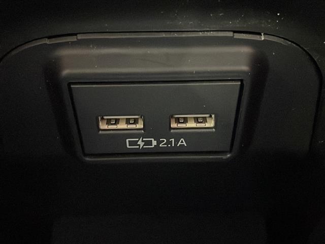 RAV4 アドベンチャー ワンオーナー 純正ディスプレイオーディオ バックカメラ ビルトインETC2.0 トヨタセーフティセンス RAYSアルミホイール ルーフレール パワーシート クルーズコントロール プッシュスタート(14枚目)