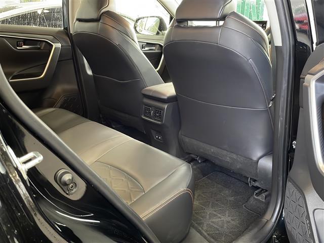 RAV4 アドベンチャー ワンオーナー 純正ディスプレイオーディオ バックカメラ ビルトインETC2.0 トヨタセーフティセンス RAYSアルミホイール ルーフレール パワーシート クルーズコントロール プッシュスタート(19枚目)