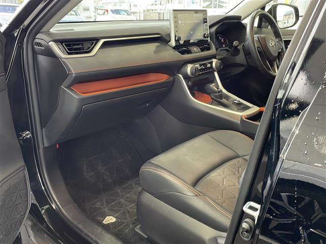 RAV4 アドベンチャー ワンオーナー 純正ディスプレイオーディオ バックカメラ ビルトインETC2.0 トヨタセーフティセンス RAYSアルミホイール ルーフレール パワーシート クルーズコントロール プッシュスタート(24枚目)