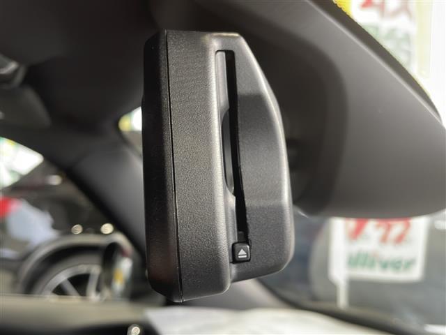 ＭＩＮＩ ジョンクーパーワークス　純正ナビ／ＢＩＬＳＴＥＩＮ車高調／社外マフラー／ＳＵＰＥＲＣＡＴレーダー／ＡＤＶＡＮＲａｃｉｎｇアルミホイール／前後コーナーセンサー／追従型クルーズコントロール／バックカメラ／ハーフレザーシート（4枚目）