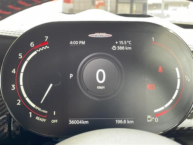 ＭＩＮＩ ジョンクーパーワークス　純正ナビ／ＢＩＬＳＴＥＩＮ車高調／社外マフラー／ＳＵＰＥＲＣＡＴレーダー／ＡＤＶＡＮＲａｃｉｎｇアルミホイール／前後コーナーセンサー／追従型クルーズコントロール／バックカメラ／ハーフレザーシート（12枚目）