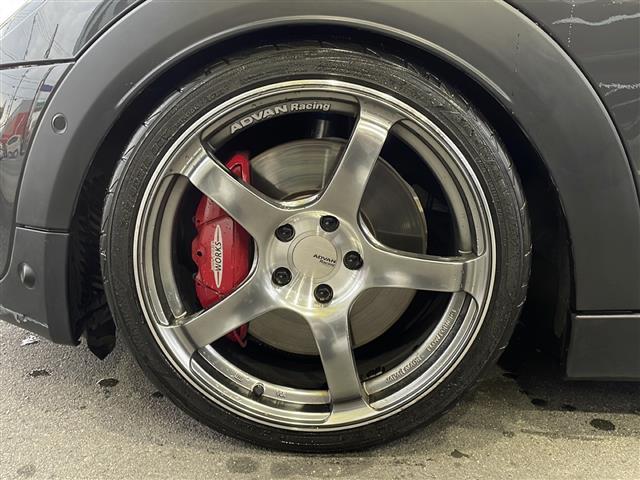 ＭＩＮＩ ジョンクーパーワークス　純正ナビ／ＢＩＬＳＴＥＩＮ車高調／社外マフラー／ＳＵＰＥＲＣＡＴレーダー／ＡＤＶＡＮＲａｃｉｎｇアルミホイール／前後コーナーセンサー／追従型クルーズコントロール／バックカメラ／ハーフレザーシート（40枚目）