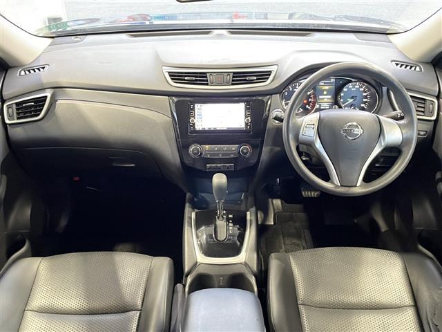 エクストレイル 20S エマージェンシーブレーキパッケージ ワンオーナー/純正ナビ/バックカメラ/前後コーナーセンサー/スマートキー/スペアキー/ハーフレザーシート/シートヒーターD席N席/純正フロアマット/アイドリングストップ(5枚目)