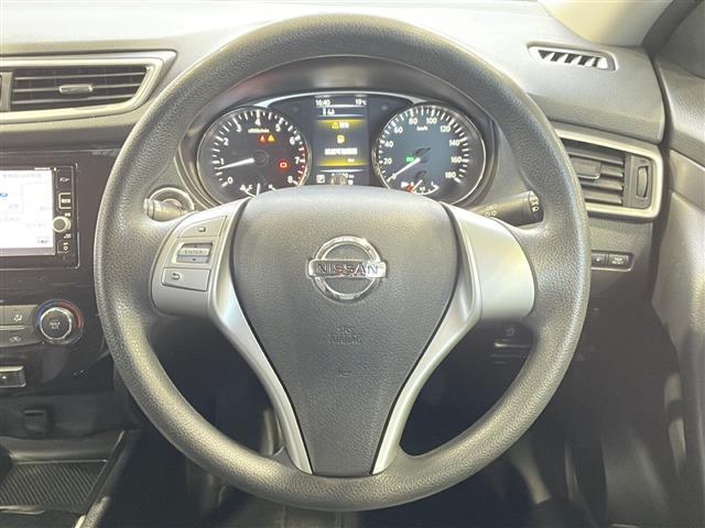 エクストレイル 20S エマージェンシーブレーキパッケージ ワンオーナー/純正ナビ/バックカメラ/前後コーナーセンサー/スマートキー/スペアキー/ハーフレザーシート/シートヒーターD席N席/純正フロアマット/アイドリングストップ(7枚目)