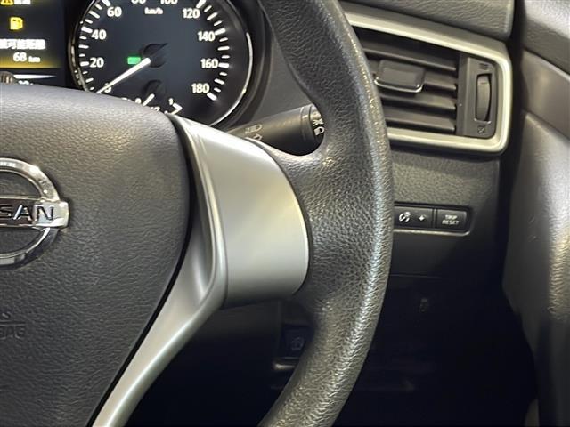 エクストレイル 20S エマージェンシーブレーキパッケージ ワンオーナー/純正ナビ/バックカメラ/前後コーナーセンサー/スマートキー/スペアキー/ハーフレザーシート/シートヒーターD席N席/純正フロアマット/アイドリングストップ(9枚目)