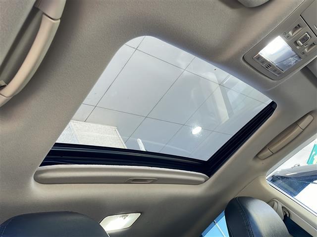 ＳＡＩ Ｇ　Ａパッケージ　モデリスタエアロ　サンルーフ　純正ナビ（ワンセグＴＶ／ＣＤ／ＤＶＤ／ＡＭ・ＦＭ／ＢＴ／ＡＵＸ）バック・フロントカメラ　ビルトインＥＴＣ　レーダー探知機　前席シートヒーター　前席パワーシート（4枚目）