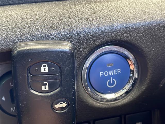 ＳＡＩ Ｇ　Ａパッケージ　モデリスタエアロ　サンルーフ　純正ナビ（ワンセグＴＶ／ＣＤ／ＤＶＤ／ＡＭ・ＦＭ／ＢＴ／ＡＵＸ）バック・フロントカメラ　ビルトインＥＴＣ　レーダー探知機　前席シートヒーター　前席パワーシート（17枚目）