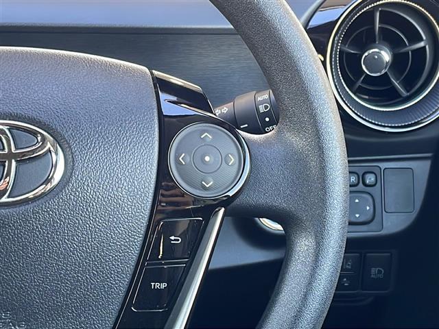 アクア Ｓスタイルブラック　純正ナビ／ワンオーナー／バックカメラ／前後コーナーセンサー／純正ドライブレコーダー／衝突軽減システム／レーンキープアシスト／オートライト／ＥＴＣ／スマートキー／スペアキー／純正フロアマット（8枚目）