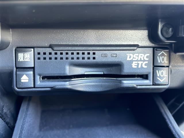 ＧＳ ＧＳ３００ｈ　Ｉパッケージ　純正ナビ　フルセグ／ＢＴ　バックカメラ　ビルトインＥＴＣ　レザーシート　シートヒーター　エアシート　メモリーシート　ステアリングスイッチ　クルーズコントロール　パドルシフト　オートライト（4枚目）