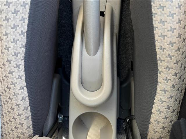 アルト Ｆ　純正オーディオ　ＥＴＣ　レベライザー　ドアバイザー　純正フロアマット（20枚目）