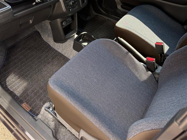 アルト ハイブリッドＳ　衝突軽減　純正Ｄ．Ｏ　Ｂｌｕｅｔｏｏｔｈ　ＡｐｐｌｅＣａｒＰｌａｙ　ＡｎｄｒｏｉｄＡｕｔｏ　Ｓヒーター　ビルトインＥＴＣ　コーナーセンサー　レーンキープアシスト　レベライザー　横すべり防止装置（5枚目）