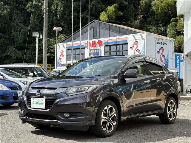 ヴェゼル ハイブリッドＺ　衝突軽減　純正ナビ　ドラレコ　半革シート　シートヒーター　クルーズコントロール　パドルシフト　社外レーダー　Ｂカメラ　ＥＴＣ　電子パーキング　オートホールド　ステアリングスイッチ　ルーフレール（32枚目）