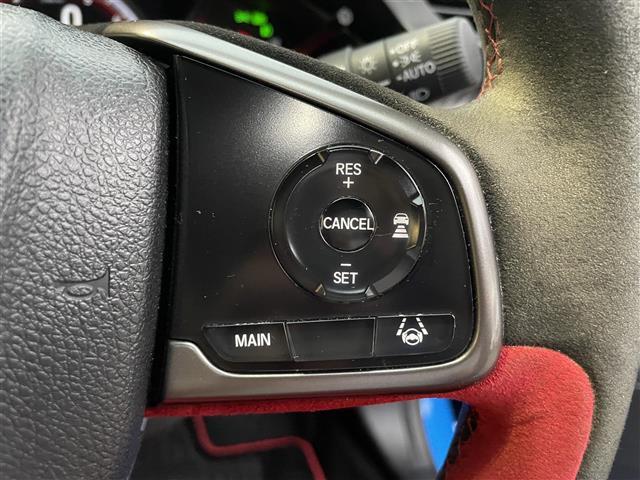 シビック タイプR ☆純正ナビ・TV・Bluetoothaudio・DVD☆ビルトインETC2.0☆バックカメラ☆レーダークルーズコントロール☆ブレンボブレーキ☆純正19インチAW☆LEDヘッドライト(4枚目)