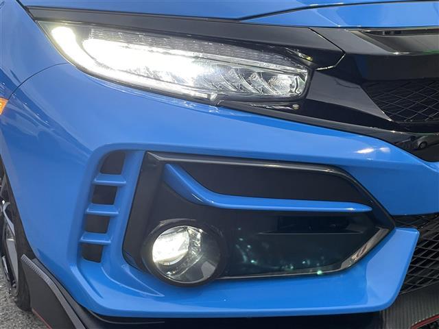 シビック タイプR ☆純正ナビ・TV・Bluetoothaudio・DVD☆ビルトインETC2.0☆バックカメラ☆レーダークルーズコントロール☆ブレンボブレーキ☆純正19インチAW☆LEDヘッドライト(34枚目)
