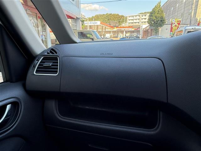 セレナ ハイウェイスター ☆社外ナビ・TV・Bluetoothaudio・DVD☆ETC☆クルーズコントロール☆前後ドライブレコーダー☆社外フリップダウンモニター☆両側パワースライドドア☆電動格納ミラー☆バックカメラ(10枚目)