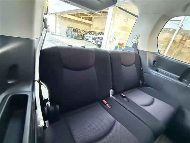 セレナ ハイウェイスター ☆社外ナビ・TV・Bluetoothaudio・DVD☆ETC☆クルーズコントロール☆前後ドライブレコーダー☆社外フリップダウンモニター☆両側パワースライドドア☆電動格納ミラー☆バックカメラ(17枚目)