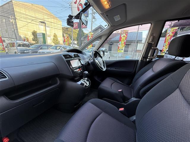 セレナ ハイウェイスター ☆社外ナビ・TV・Bluetoothaudio・DVD☆ETC☆クルーズコントロール☆前後ドライブレコーダー☆社外フリップダウンモニター☆両側パワースライドドア☆電動格納ミラー☆バックカメラ(21枚目)