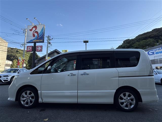 セレナ ハイウェイスター ☆社外ナビ・TV・Bluetoothaudio・DVD☆ETC☆クルーズコントロール☆前後ドライブレコーダー☆社外フリップダウンモニター☆両側パワースライドドア☆電動格納ミラー☆バックカメラ(30枚目)