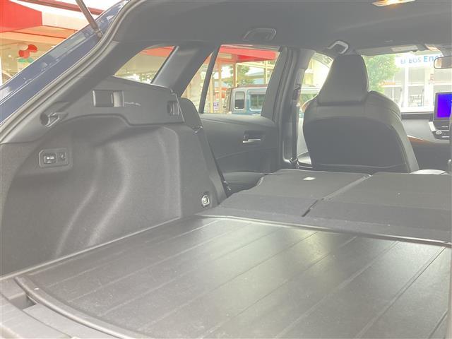 カローラツーリング ハイブリッド　ダブルバイビー　衝突軽減　レーダークルコン　半革シート　シートヒーター　純正ナビ　フルセグＴＶ　Ｂｌｕｅｔｏｏｔｈ　ＬＥＤオートライト　レーンキープアシスト　オートマチックハイビーム　ＡＣ１００Ｖ端子　ＥＴＣ２．０（32枚目）