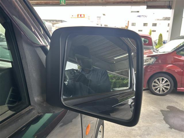 ジムニー ランドベンチャー 純正16インチAW/純正フロアマット/純正マッドガード/電動格納ミラー/ドアバイザー/ETC/D席シートヒーター/ヘットライトレベライザー/CDオーディオ(FM/AM/CD/MD)(29枚目)