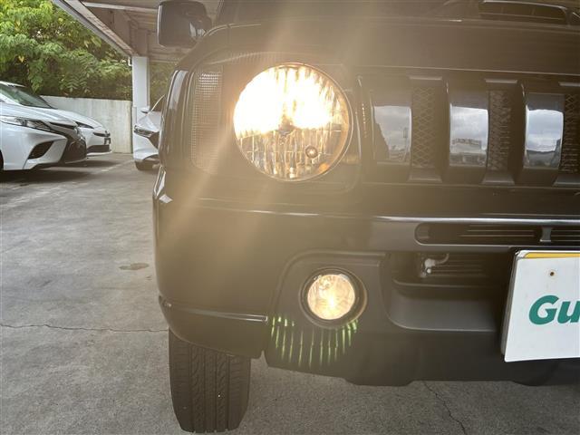 ジムニー ランドベンチャー 純正16インチAW/純正フロアマット/純正マッドガード/電動格納ミラー/ドアバイザー/ETC/D席シートヒーター/ヘットライトレベライザー/CDオーディオ(FM/AM/CD/MD)(30枚目)