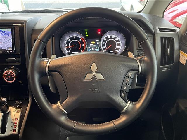 デリカD:5 D パワーパッケージ ワンオーナー/社外ナビ(BT/CD/DVD/フルセグ/AM/FM)/バックカメラ/両側パワースライドドア/クルーズコントロール//4WD/シートヒーターD+N/社外AW16/グリルガード/ヒッチメンバ(2枚目)