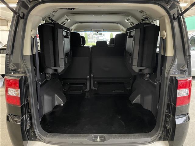 デリカD:5 D パワーパッケージ ワンオーナー/社外ナビ(BT/CD/DVD/フルセグ/AM/FM)/バックカメラ/両側パワースライドドア/クルーズコントロール//4WD/シートヒーターD+N/社外AW16/グリルガード/ヒッチメンバ(28枚目)