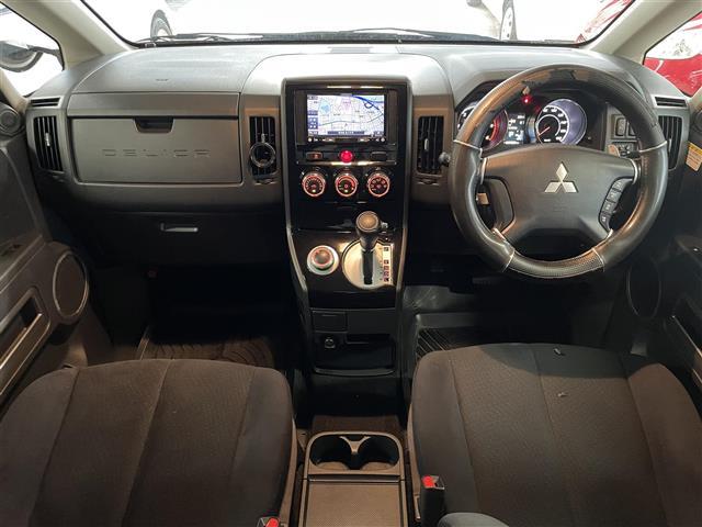 デリカD:5 D パワーパッケージ ワンオーナー/社外ナビ(BT/CD/DVD/フルセグ/AM/FM)/バックカメラ/両側パワースライドドア/クルーズコントロール//4WD/シートヒーターD+N/社外AW16/グリルガード/ヒッチメンバ(41枚目)
