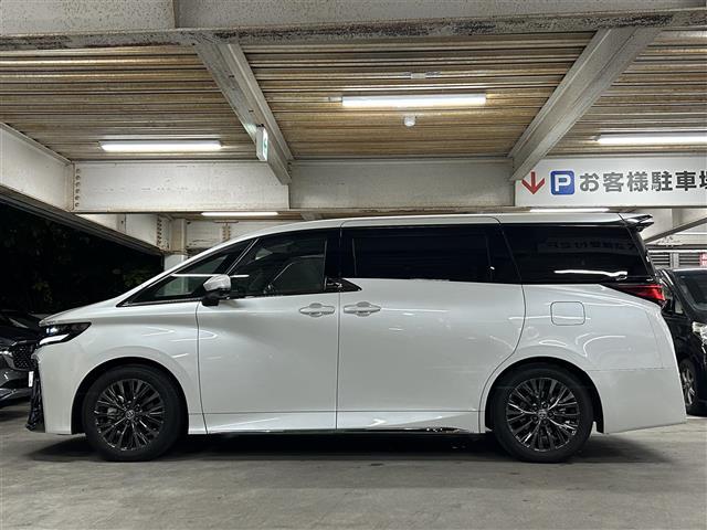 ヴェルファイアハイブリッド Z プレミア ワンオーナー/純正ナビ/バックカメラ全方位カメラ/ツインムーンルーフ//13.2型有機EL後席ディスプレイ/置くだけ充電/黒レザーシート/D席メモリー付パワーシート/ユニバーサルステップ/ETC(35枚目)