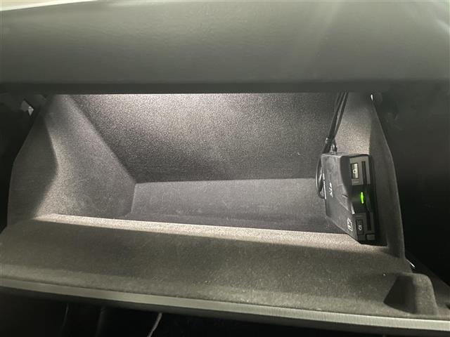 CX-5 25S エクスクルーシブモード ワンオーナー BOSEサウンド 純正ナビ BT フルセグ 全方位 バックカメラ レーダークルコン パワーバックドア レザーシート シートヒーター エアシート 純正19インチAW ワイヤレス充電(15枚目)