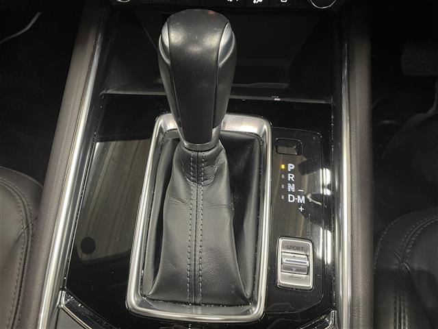 CX-5 25S エクスクルーシブモード ワンオーナー BOSEサウンド 純正ナビ BT フルセグ 全方位 バックカメラ レーダークルコン パワーバックドア レザーシート シートヒーター エアシート 純正19インチAW ワイヤレス充電(18枚目)