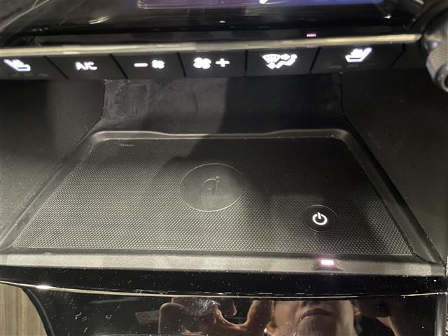 CX-5 25S エクスクルーシブモード ワンオーナー BOSEサウンド 純正ナビ BT フルセグ 全方位 バックカメラ レーダークルコン パワーバックドア レザーシート シートヒーター エアシート 純正19インチAW ワイヤレス充電(23枚目)