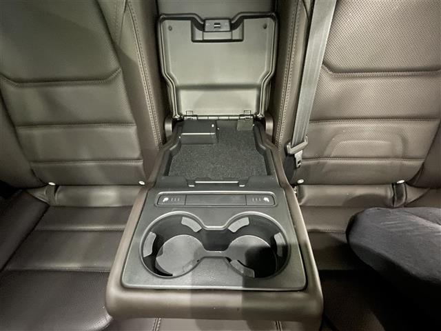 CX-5 25S エクスクルーシブモード ワンオーナー BOSEサウンド 純正ナビ BT フルセグ 全方位 バックカメラ レーダークルコン パワーバックドア レザーシート シートヒーター エアシート 純正19インチAW ワイヤレス充電(24枚目)