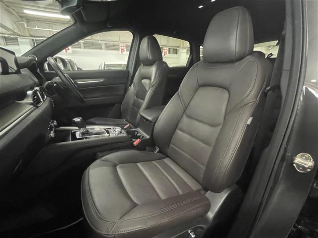 CX-5 25S エクスクルーシブモード ワンオーナー BOSEサウンド 純正ナビ BT フルセグ 全方位 バックカメラ レーダークルコン パワーバックドア レザーシート シートヒーター エアシート 純正19インチAW ワイヤレス充電(28枚目)