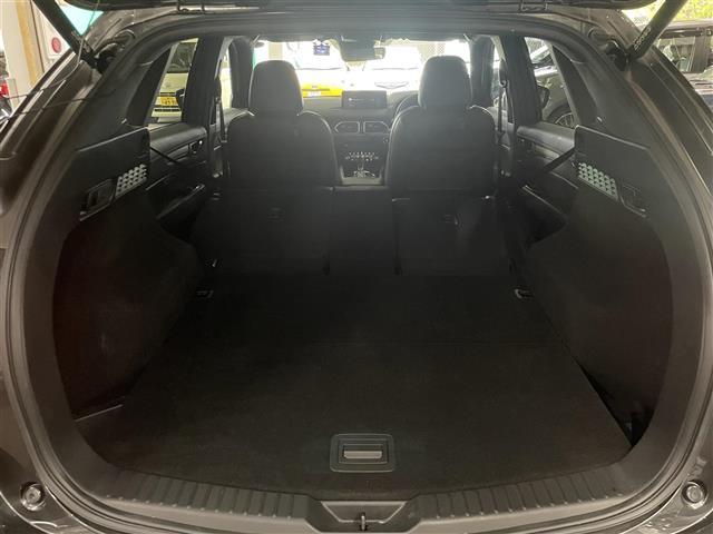 CX-5 25S エクスクルーシブモード ワンオーナー BOSEサウンド 純正ナビ BT フルセグ 全方位 バックカメラ レーダークルコン パワーバックドア レザーシート シートヒーター エアシート 純正19インチAW ワイヤレス充電(31枚目)