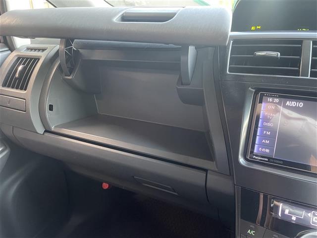 プリウスアルファ G 社外ナビ/バックカメラ/クルーズコントロール/ETC/社外前後ドラレコ/純正フロアマット/純正AW16インチ/オートLEDライト/電動格納ミラー/スマートキー×2(17枚目)