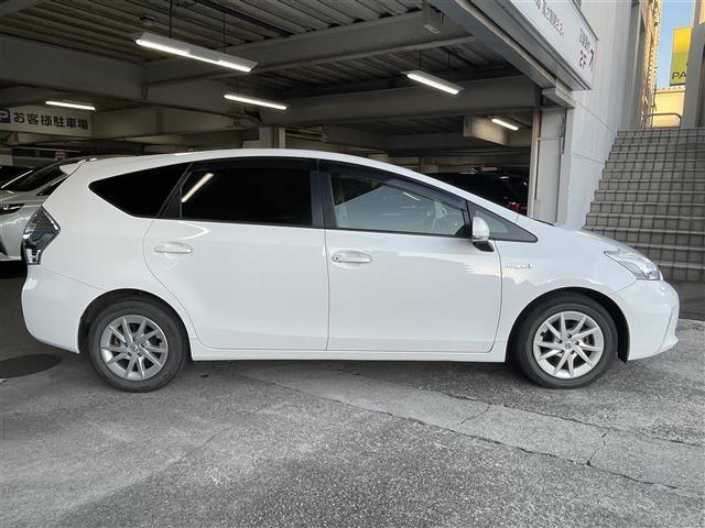 プリウスアルファ G 社外ナビ/バックカメラ/クルーズコントロール/ETC/社外前後ドラレコ/純正フロアマット/純正AW16インチ/オートLEDライト/電動格納ミラー/スマートキー×2(29枚目)