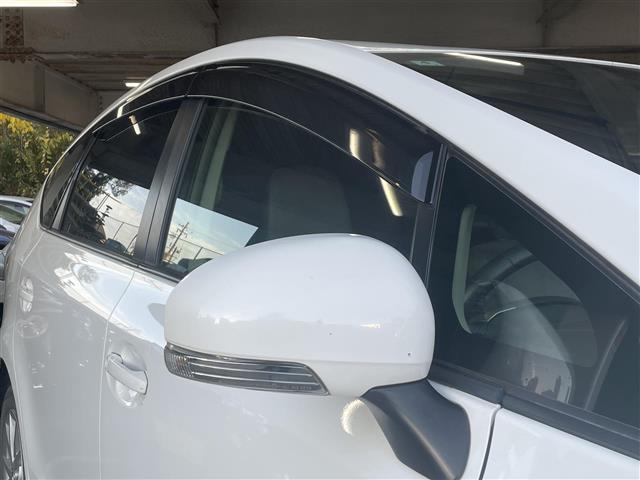 プリウスアルファ G 社外ナビ/バックカメラ/クルーズコントロール/ETC/社外前後ドラレコ/純正フロアマット/純正AW16インチ/オートLEDライト/電動格納ミラー/スマートキー×2(34枚目)