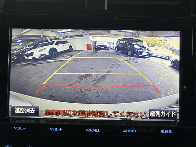 プリウス Ｓ　純正ナビ／バックカメラ／レーダークルコン／プリクラッシュセーフティ／ＥＴＣ／オートリトラミラー／ドラレコ前方／全席オートパワーウィンドウ／照明付バニティミラー／ウィンカーミラー／ドアバイザー／ＬＥＤ（4枚目）