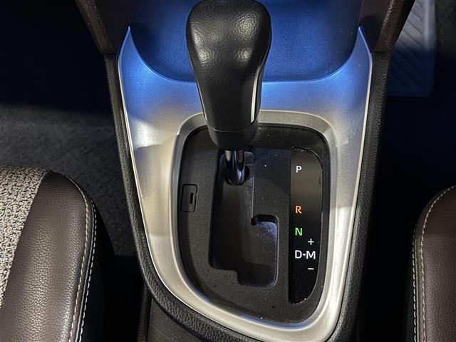 ヤリスクロス Ｚ　ディスプレイオーディオ／バックカメラ／社外ドラレコ前後／ＴＶキャンセラー／コーナーセンサー前後／シートヒーターＤ＋Ｎ／ＥＴＣ／ＢＳＭ／Ｄ席パワーシート／オートＬＥＤライト／オートハイビーム（7枚目）