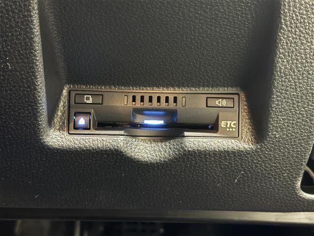 ヤリスクロス Ｚ　ディスプレイオーディオ／バックカメラ／社外ドラレコ前後／ＴＶキャンセラー／コーナーセンサー前後／シートヒーターＤ＋Ｎ／ＥＴＣ／ＢＳＭ／Ｄ席パワーシート／オートＬＥＤライト／オートハイビーム（15枚目）