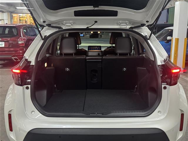 ヤリスクロス Ｚ　ディスプレイオーディオ／バックカメラ／社外ドラレコ前後／ＴＶキャンセラー／コーナーセンサー前後／シートヒーターＤ＋Ｎ／ＥＴＣ／ＢＳＭ／Ｄ席パワーシート／オートＬＥＤライト／オートハイビーム（25枚目）