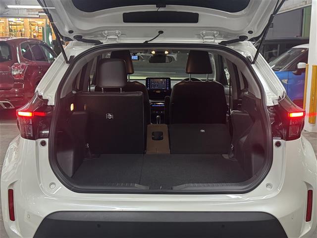 ヤリスクロス Ｚ　ディスプレイオーディオ／バックカメラ／社外ドラレコ前後／ＴＶキャンセラー／コーナーセンサー前後／シートヒーターＤ＋Ｎ／ＥＴＣ／ＢＳＭ／Ｄ席パワーシート／オートＬＥＤライト／オートハイビーム（27枚目）