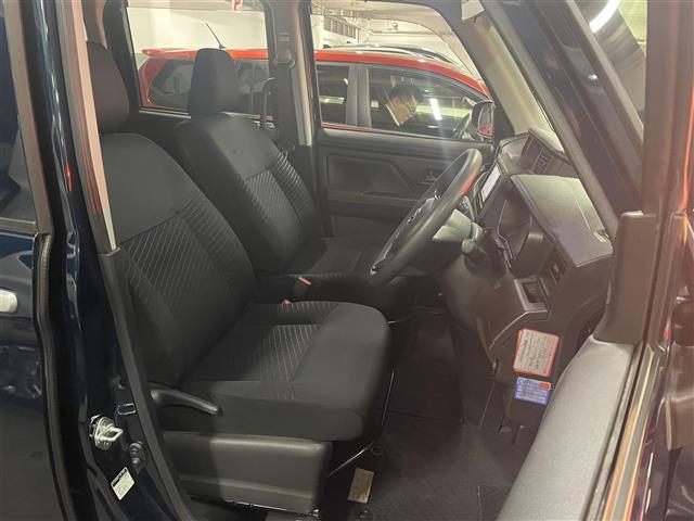 トール Ｘ　ワンオーナー車　純正ＳＤナビ【ＮＳＺＮ－Ｗ６９Ｄ】　ＡＭ／ＦＭ／ＣＤ／ＤＶＤ／ＳＤ／Ｂｌｕｅｔｏｏｔｈ　フルセグＴＶ　バックカメラ　ＥＴＣ　片側パワースライドドア　ＡＵＴＯライト　オートリトラミラー（17枚目）