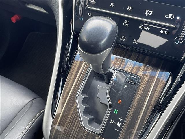 ハリアー エレガンス 4WD/寒冷地仕様車/純正ディーラーOPナビ(DISC・SD・BT)/バックカメラ/ワンセグTV/ビルトインETC/社外ドライブレコーダー/ステアリングスイッチ/運転席パワーシート/純正AWタイヤ積込(7枚目)