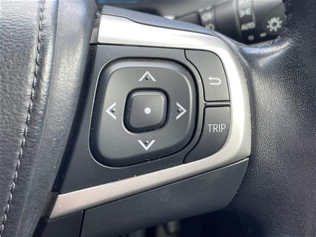 ハリアー エレガンス 4WD/寒冷地仕様車/純正ディーラーOPナビ(DISC・SD・BT)/バックカメラ/ワンセグTV/ビルトインETC/社外ドライブレコーダー/ステアリングスイッチ/運転席パワーシート/純正AWタイヤ積込(11枚目)