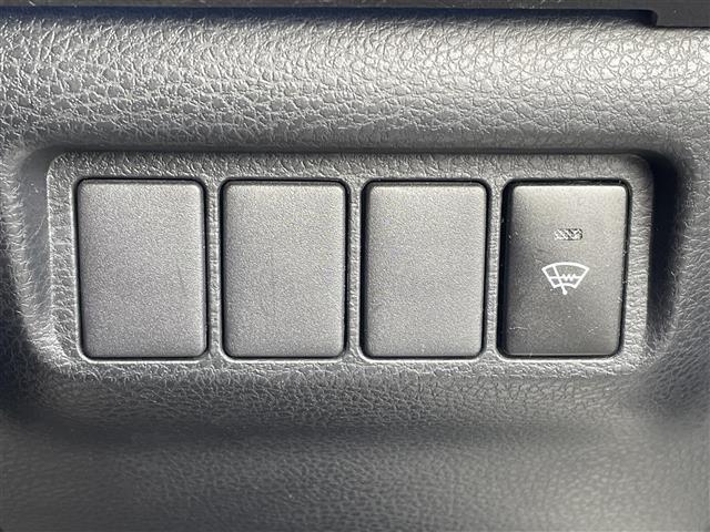 ハリアー エレガンス 4WD/寒冷地仕様車/純正ディーラーOPナビ(DISC・SD・BT)/バックカメラ/ワンセグTV/ビルトインETC/社外ドライブレコーダー/ステアリングスイッチ/運転席パワーシート/純正AWタイヤ積込(16枚目)