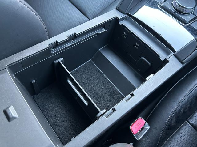 ＭＡＺＤＡ３セダン ２０Ｓ　Ｌパッケージ　４ＷＤ　ｉ－ＡＣＴＩＶＥＳＥＮＳＥ（運転支援／リスク警報）　純正メモリナビ（ＣＤ／ＤＶＤ／ＢＴ）　車外カメラ（バック／全方位）　ＥＴＣ　純正前後ドライブレコーダー　レーダークルーズコントロール（18枚目）